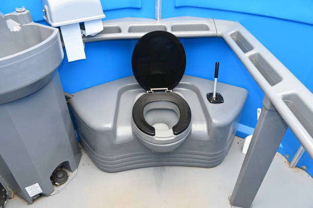 Best Portable restroom trailer rental  in Avilla, AR